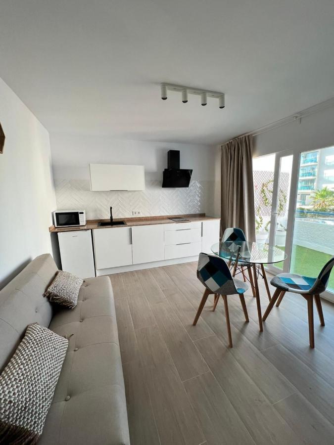 Apartamentos Buganvilla โรเกตัสเดมาร์ ภายนอก รูปภาพ